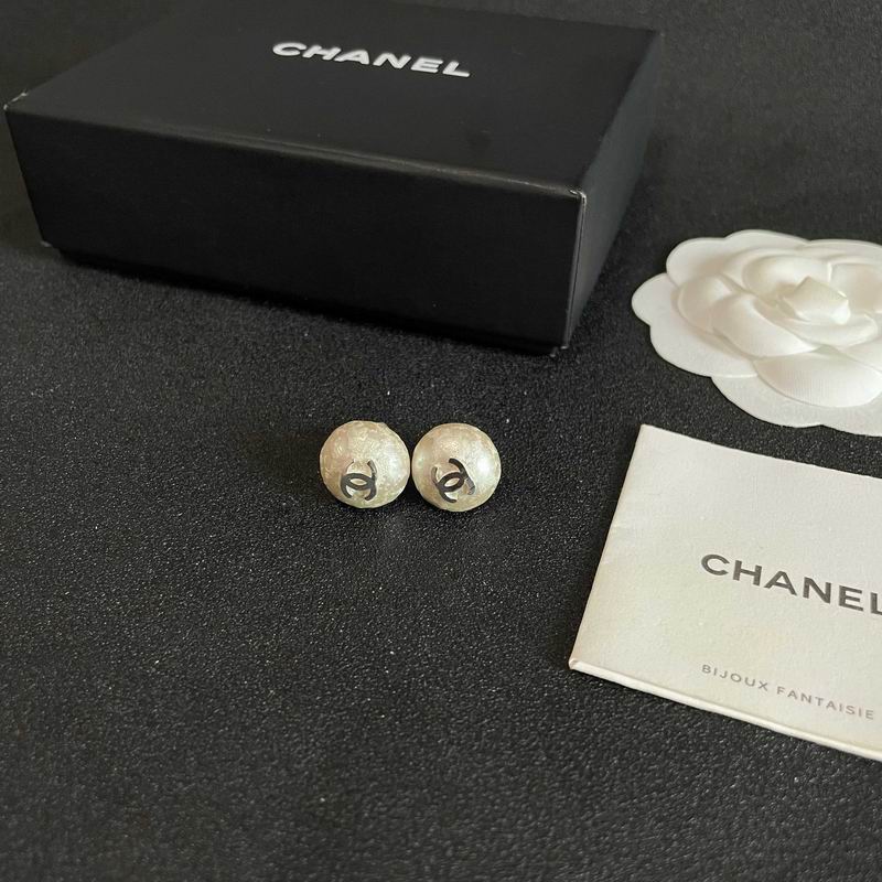 Chanel Earring 03yxs320